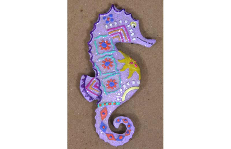 Seahorse Magnet December Diamonds