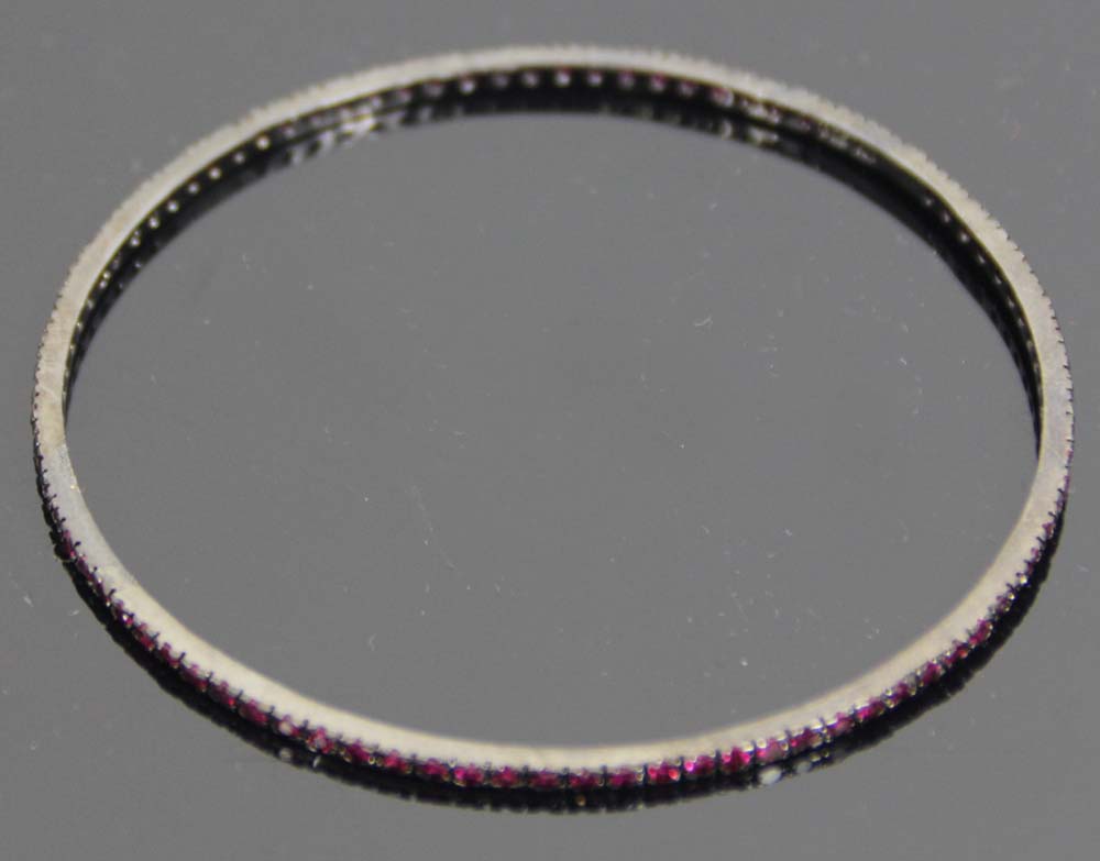 Sterling Silver Bangle Garnet 2mm