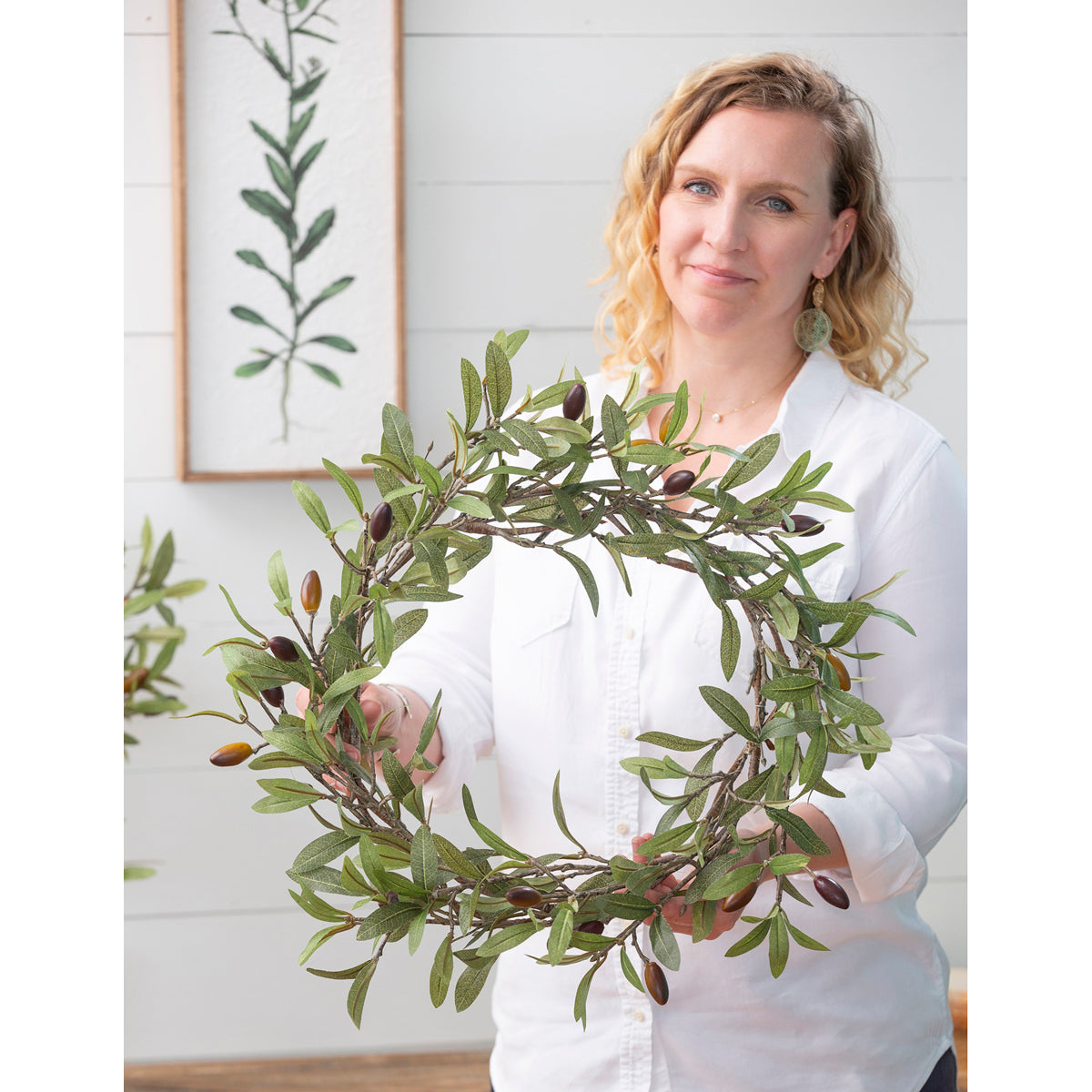 Olive Wreath, 20"